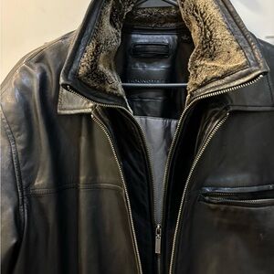 Roundtree & Yorke Black Leather Jacket with Fur Lining